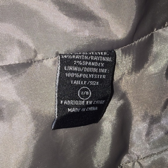 Grey pinstriped Suit - Picture 3 of 5